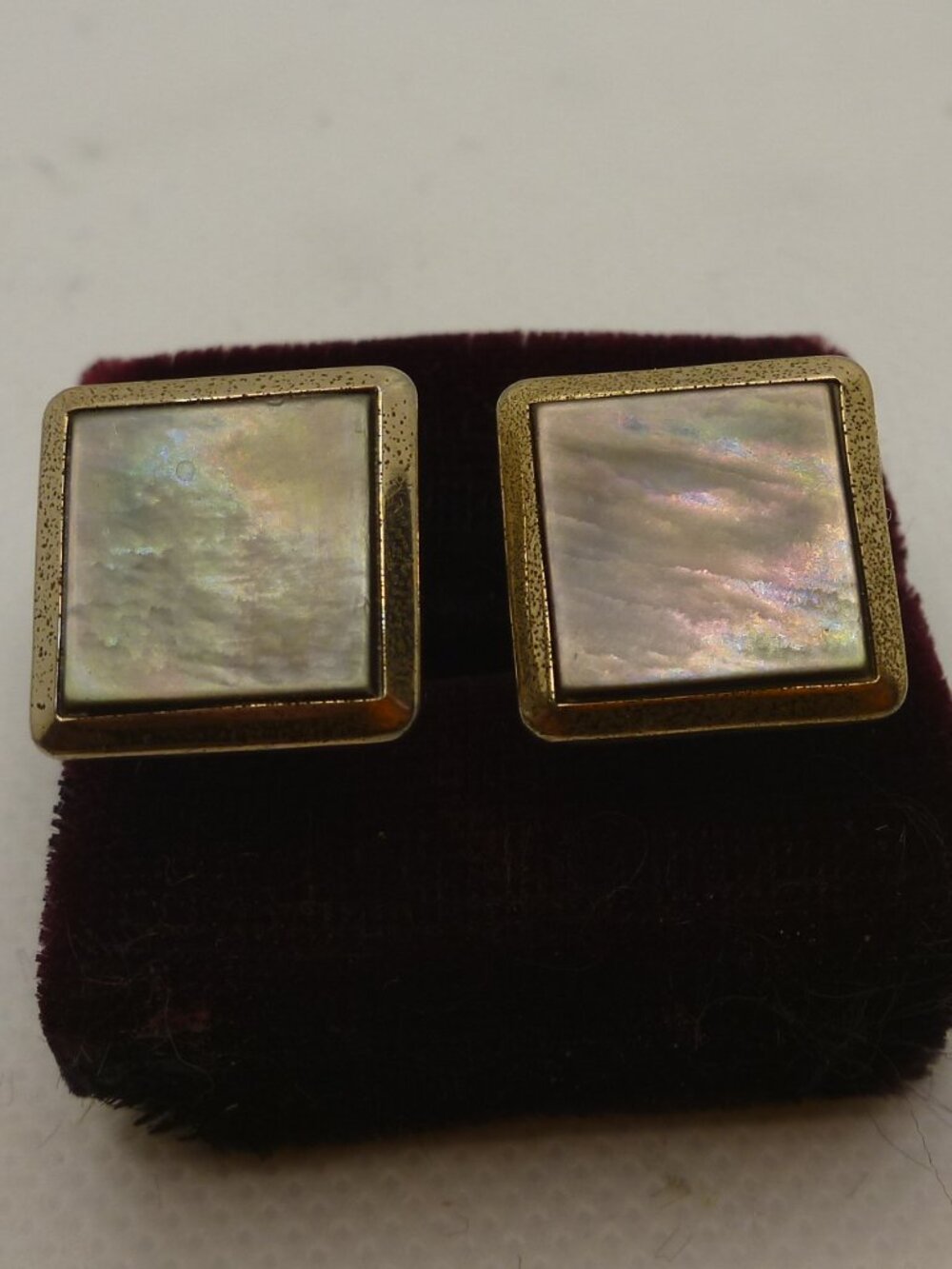 Vintage 1960s Signed SHIELDS Mother of Pearl Gold Mesh Cufflinks